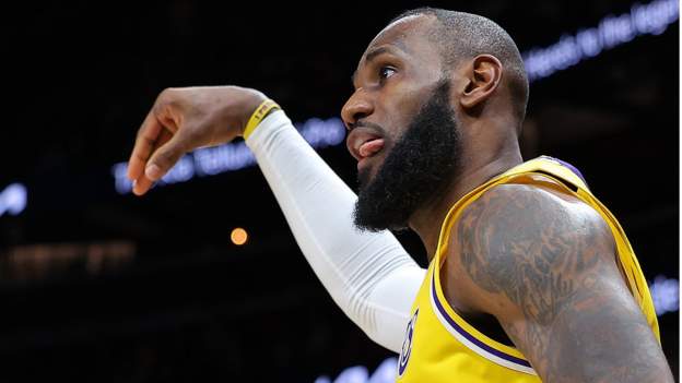 NBA: LeBron James scores 47 points as Los Angeles Lakers beat Atlanta Hawks