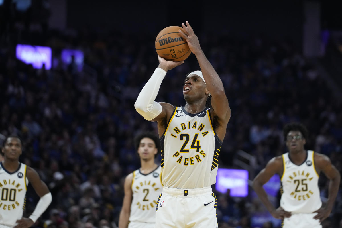 Pacers G Buddy Hield records fastest 3-pointer in NBA history