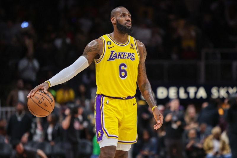 NBA LeBron celebrates 38th birthday as Lakers score season-high 47 points in win over Hawks