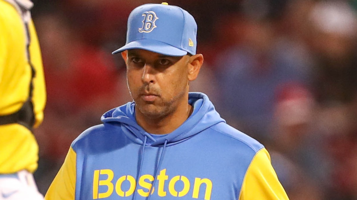 MLB writer offers bold predictions for Red Sox’s Alex Cora in 2023