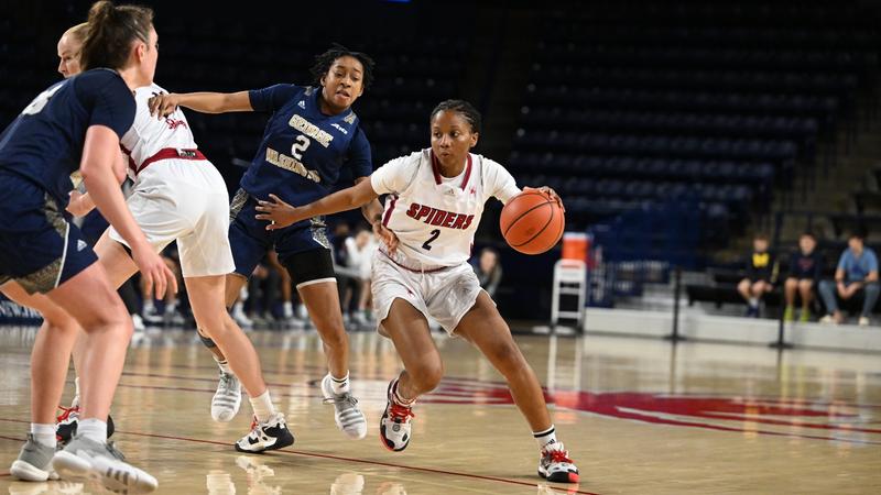 Women’s basketball winning streak snapped by GW