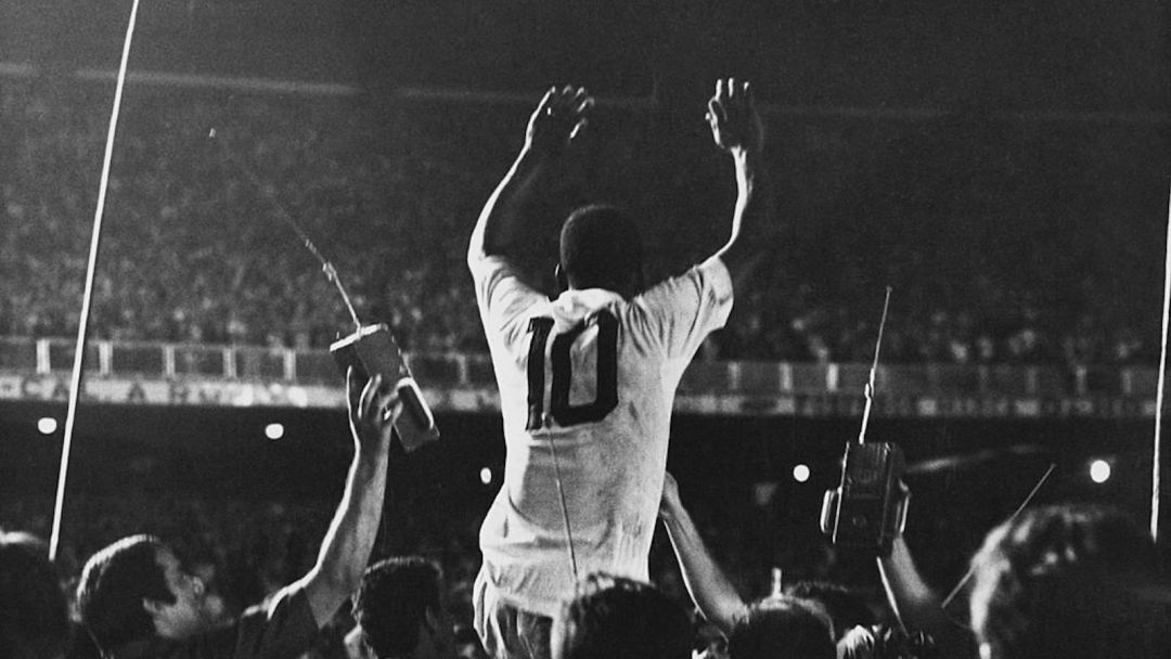 Thinking about football means thinking about Pele