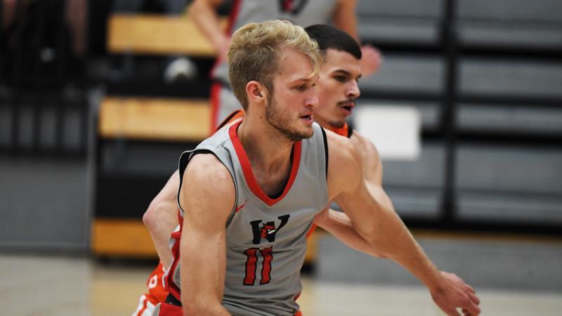 Late run seals men’s basketball 73-62 victory over Maine Farmington