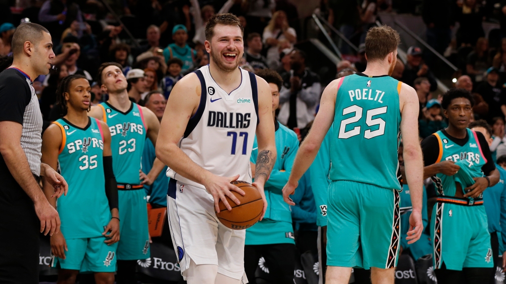 NBA Twitter reacts to Luka Doncic’s 51-point game vs. Spurs.