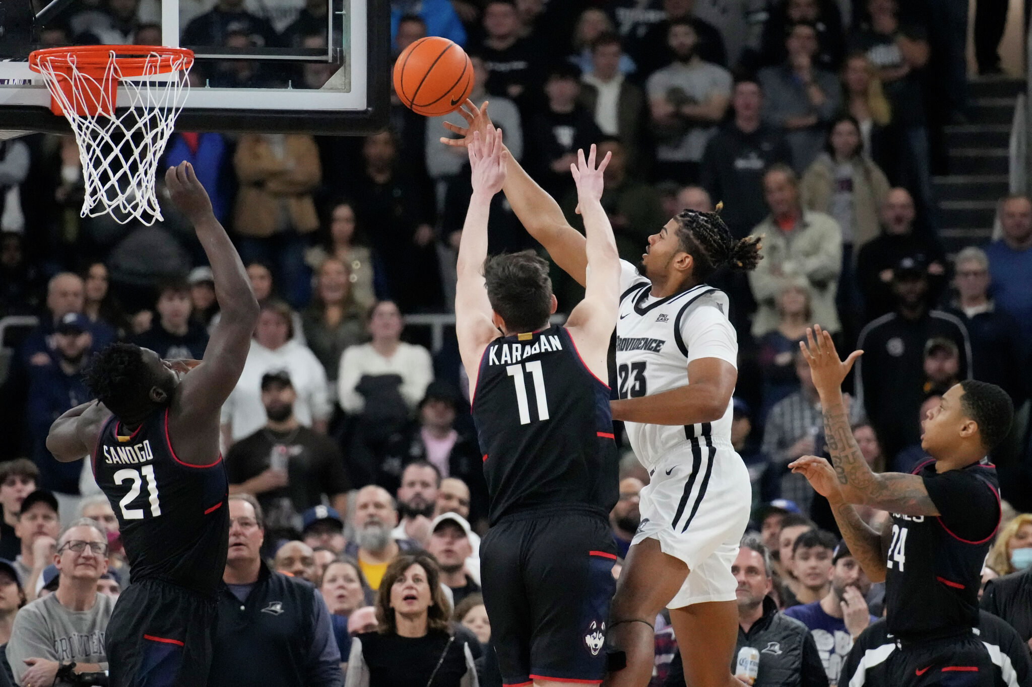 UConn men’s basketball team loses to Big East rivals Providence