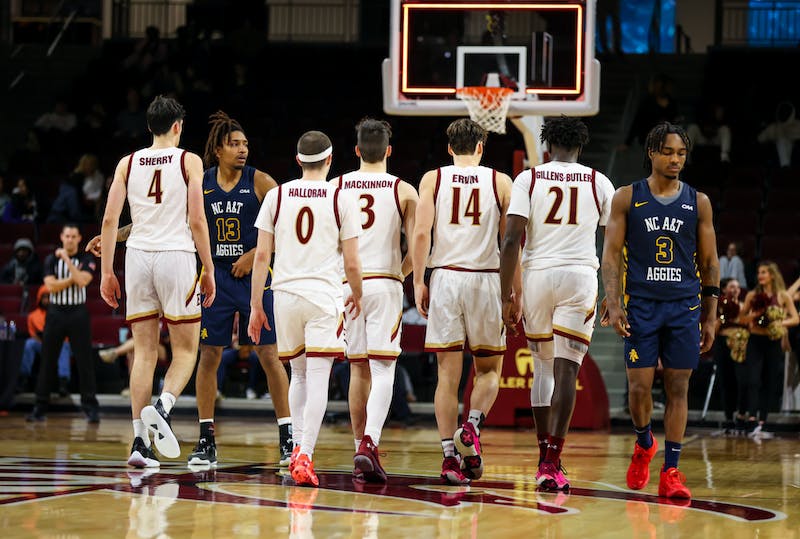 Elon University men’s basketball failed to convert halftime lead into win over North Carolina A&T