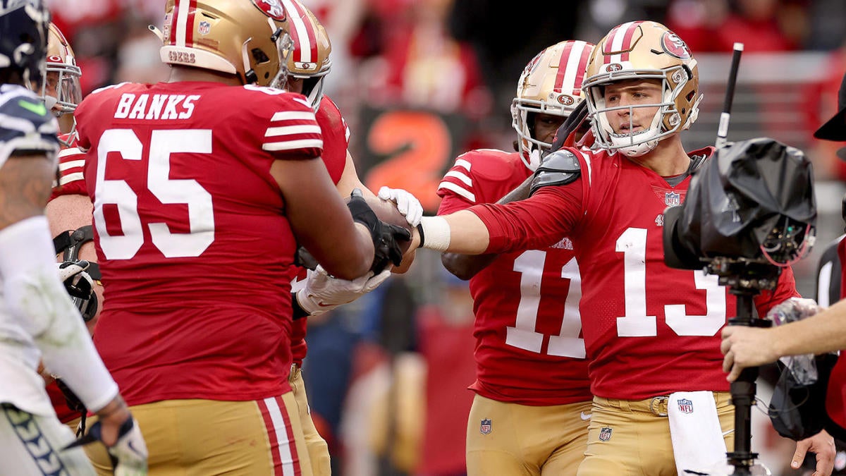 49ers vs. Seahawks score: Brock Purdy makes NFL playoff history as San Francisco beats Seattle, grabs 4 TDs