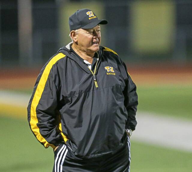 Longtime football coach of Thomas Jefferson earns postseason honors