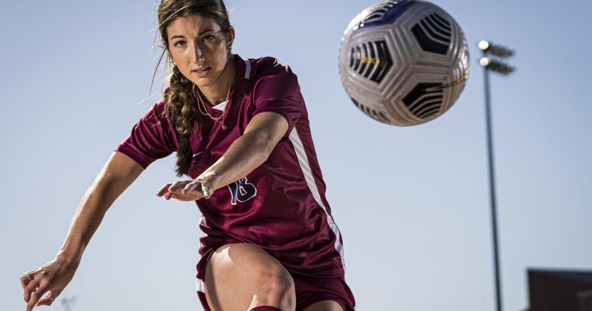 Abby Glaser, Mill Creek Women’s Soccer Team Focus on Winning State Title | Sports