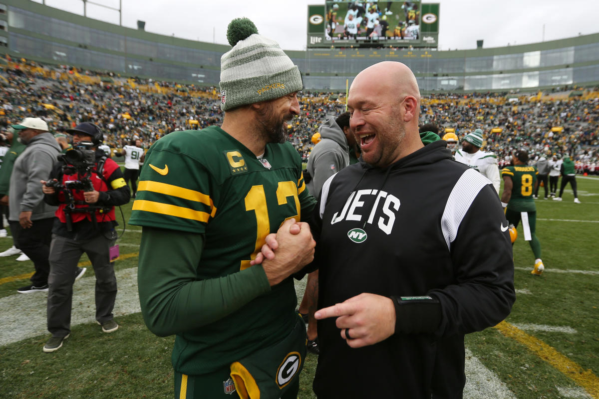 The Jets have a QB hole. Trading the Packers for Aaron Rodgers and pairing him with Nathaniel Hackett would solve the problem.