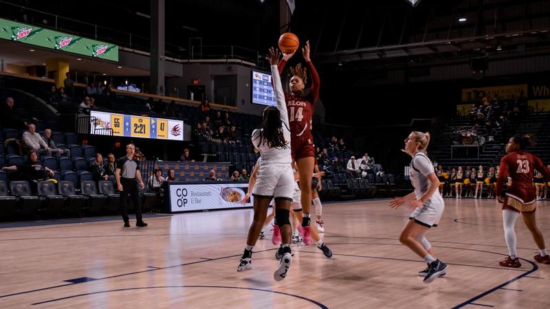 Women’s Basketball Falls at Drexel