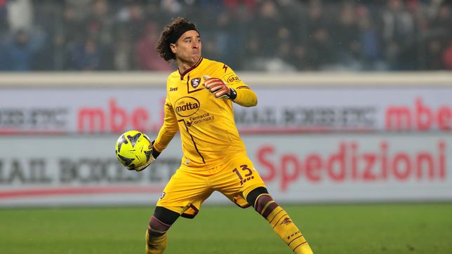 Salernitana president Hierbolino praises Ochoa for signing in January