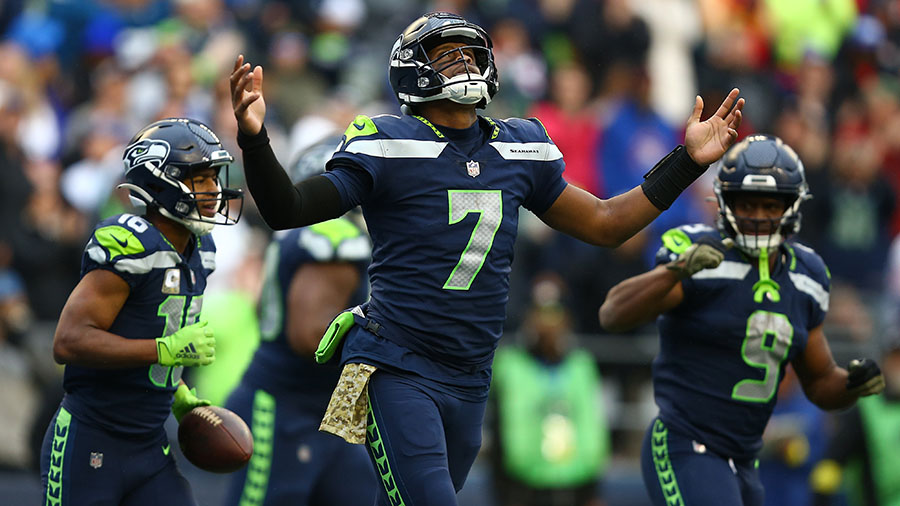 What Former NFL Executives Think About Returning Seahawks QB Genno Smith