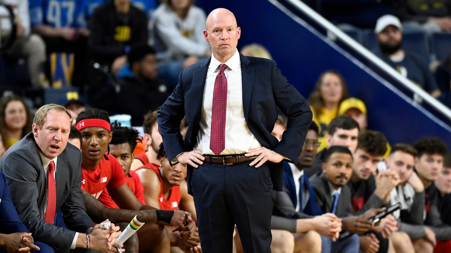 Maryland basketball was overwhelmed by Michigan’s Hunter Dickinson.