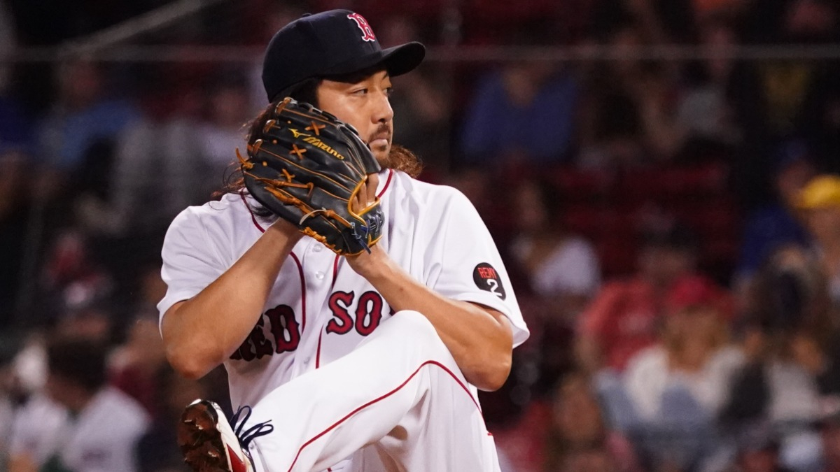 Former Red Sox pitcher signs with Japanese team