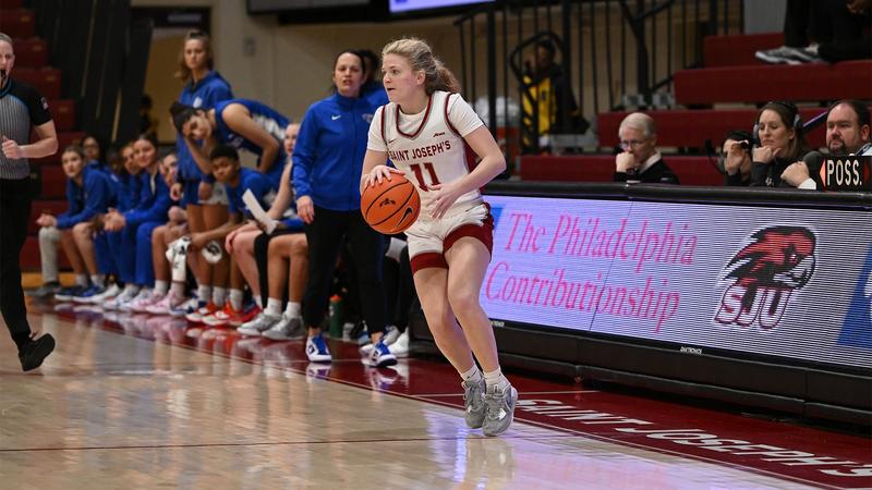 Women’s basketball hosts Ramblers in first Atlantic 10 clash