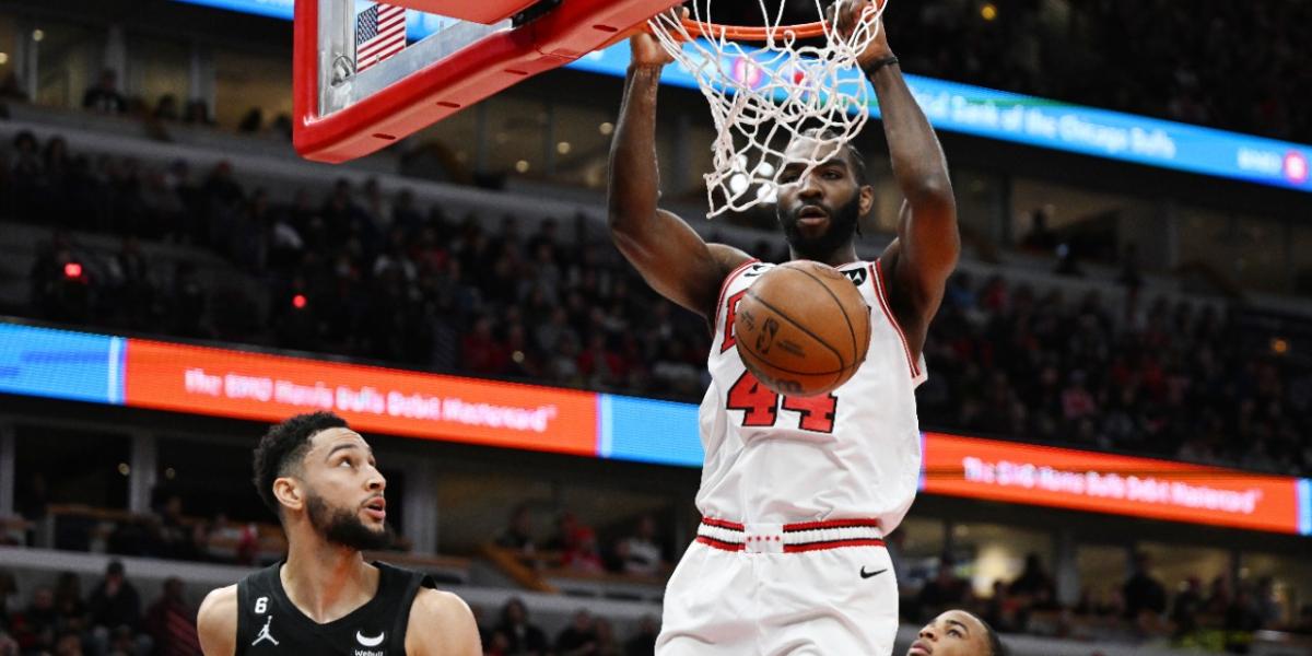 Bulls balance basketball, atypical schedule and Paris