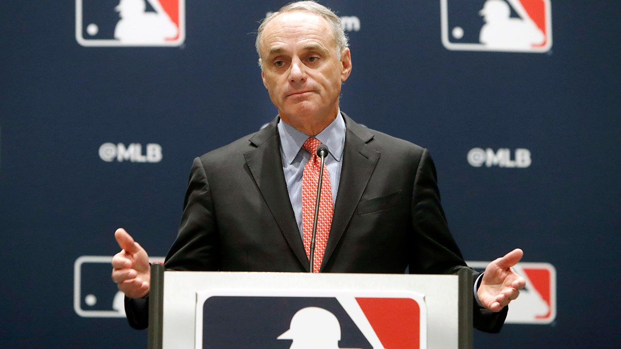 MLB looking to fix power outage problem frustrating fans: report