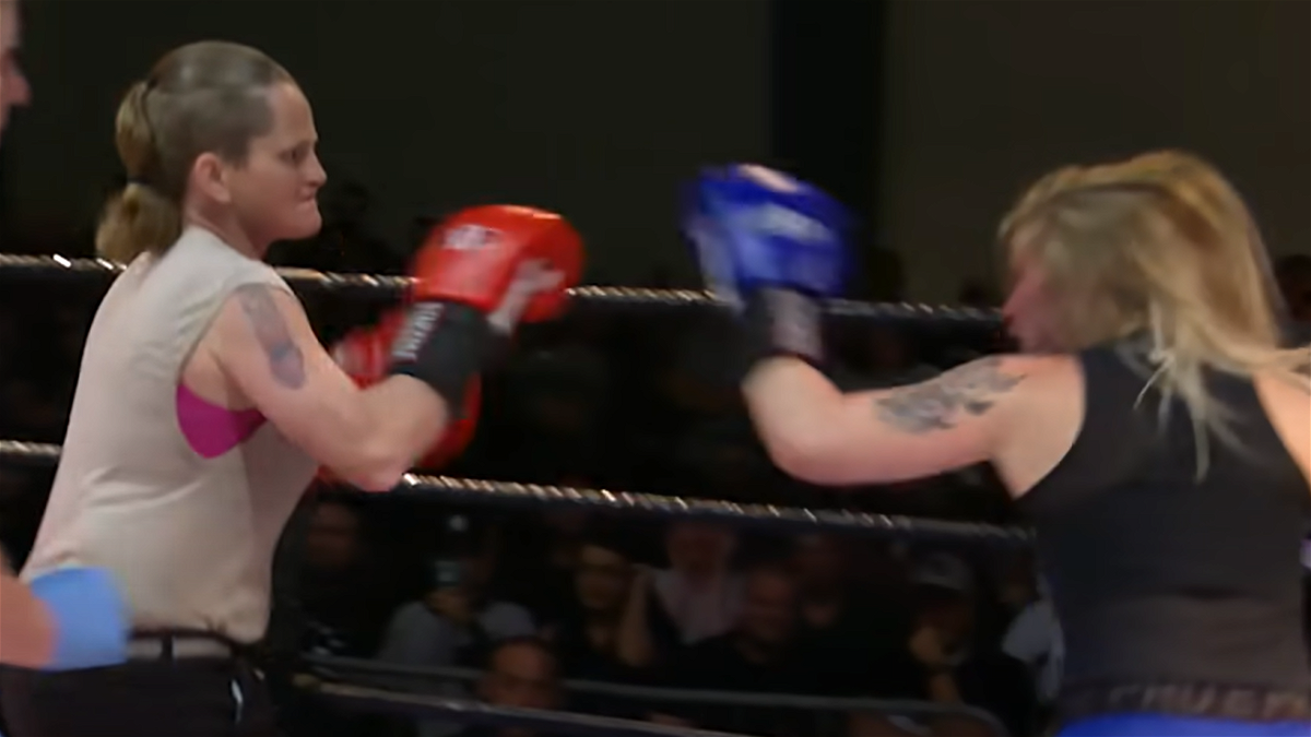 VIDEO: Fans go wild in forgotten boxing match as ‘Toothless Hillbilly’ batter’s ‘model’ state wrestler