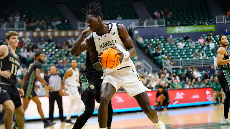 Men’s basketball meets rival Long Beach State