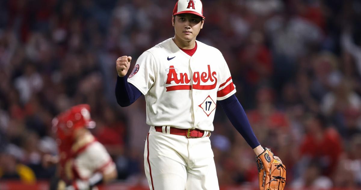 Will free agent Shohei Ohtani sign a $450 million deal next offseason?