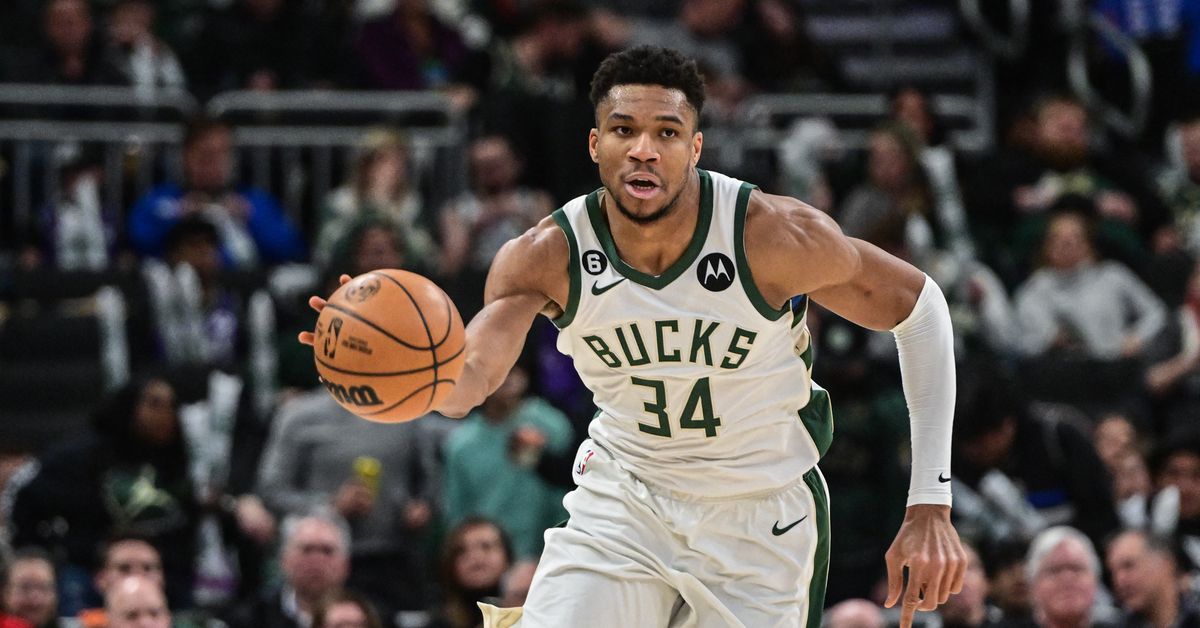 NBA Roundup: Giannis Antetokounmpo scores 50 points in Bucks loss