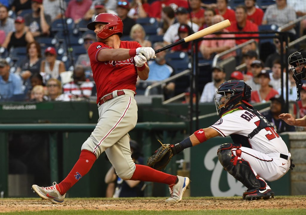 Phillies and Rhys Hoskins avoid arbitration