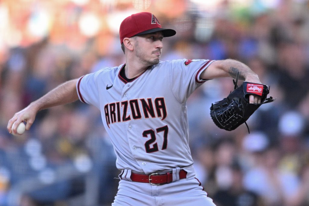 Diamondbacks to re-sign Zach Davis