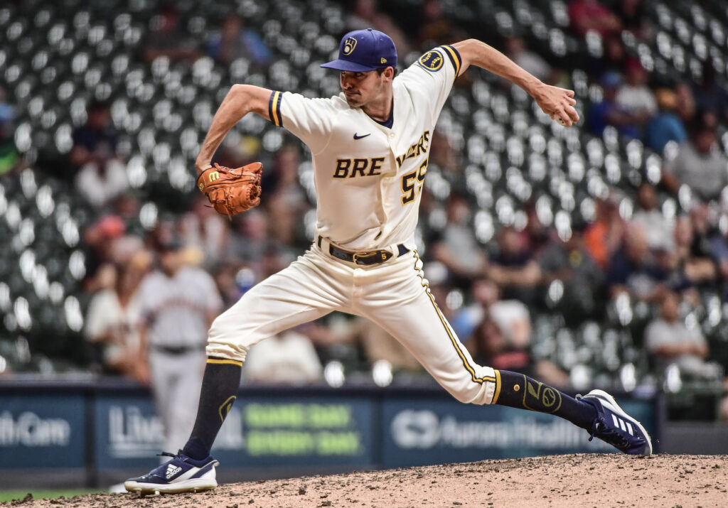 Brewers avoid arbitration with Hobie Milner, Victor Caratini