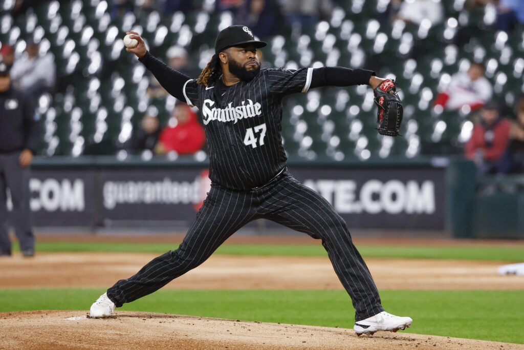 Openers: Signing, Cueto, Cubs