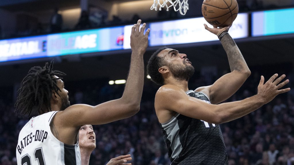 Sacramento Kings odds, picks and predictions at San Antonio Spurs