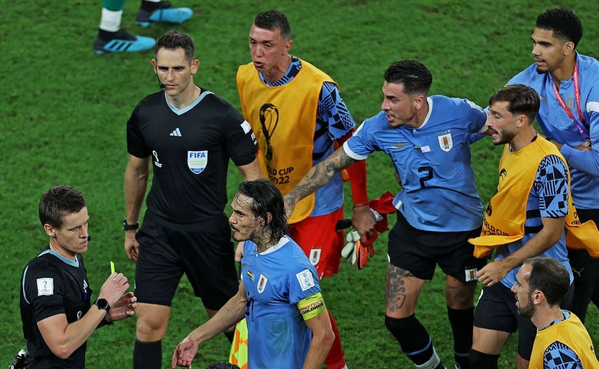 FIFA suspends Uruguayan players after World Cup referee brawl