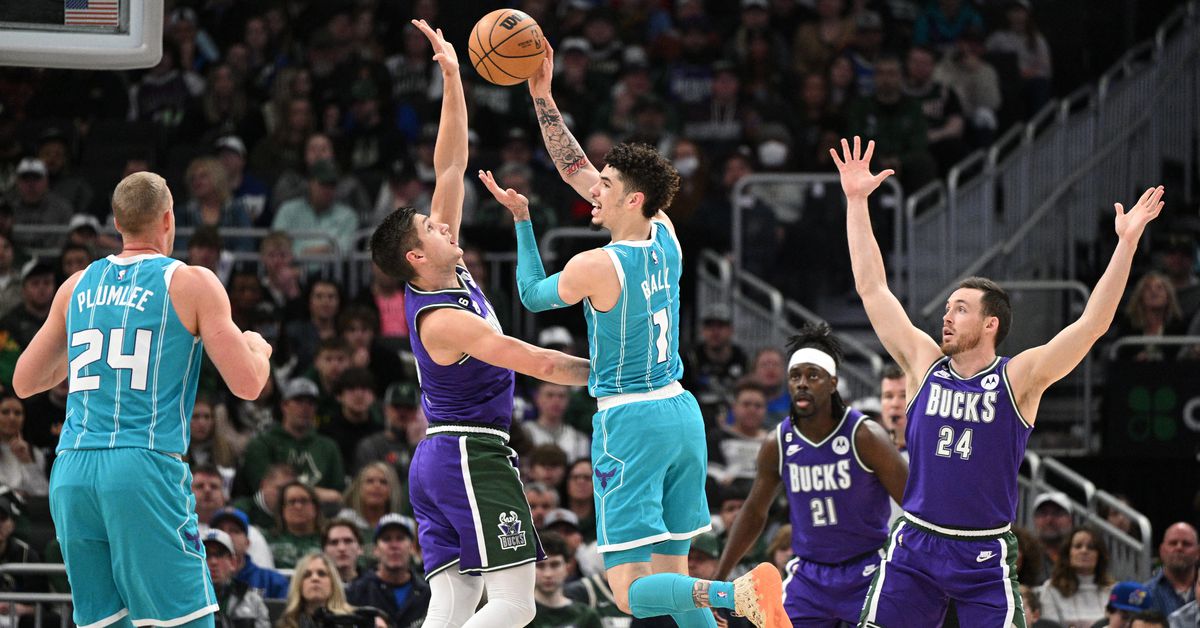 NBA Roundup: Hornets Fire, Blast Bucks