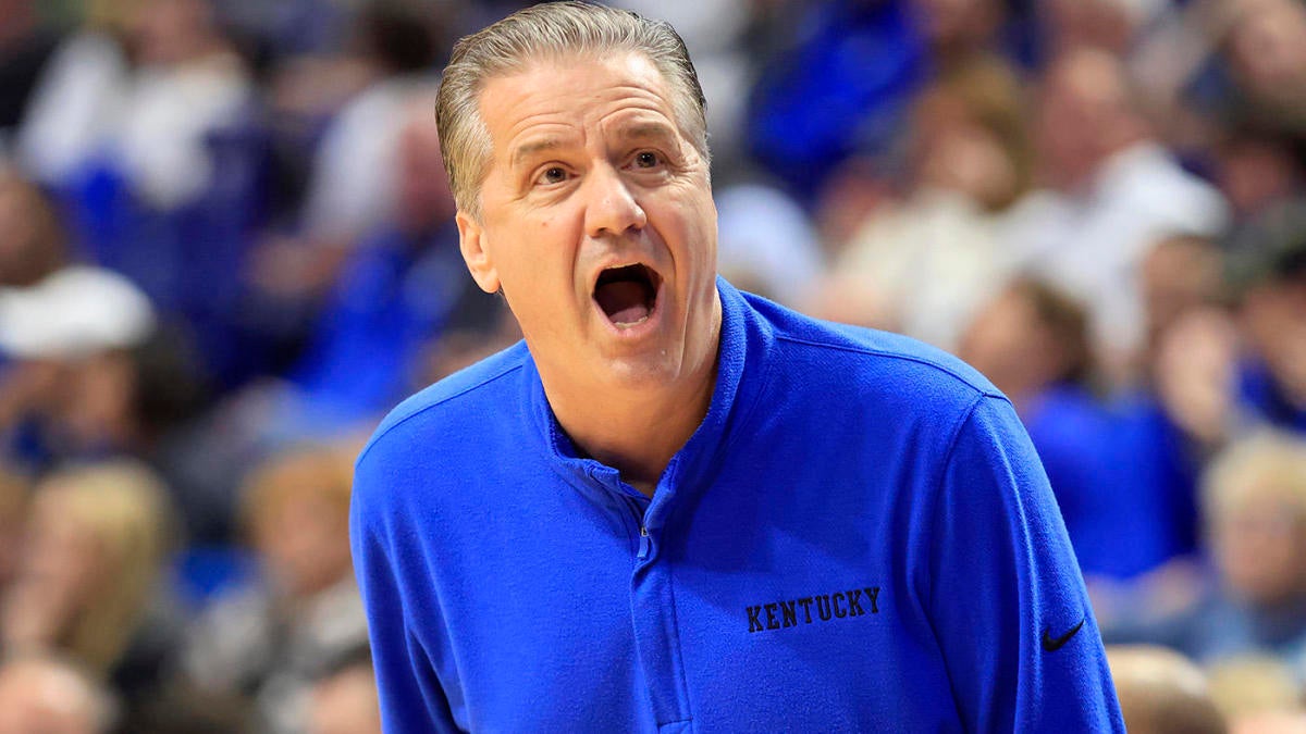 Enthusiasm for John Calipari is growing as Kentucky’s 28-game home win streak ends with South Carolina.