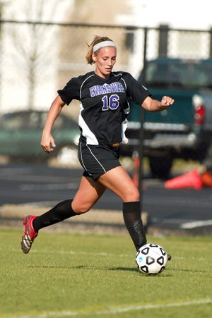 Nicole Zygmontovich Inducted into Kitsap Hall of Fame for Soccer Career