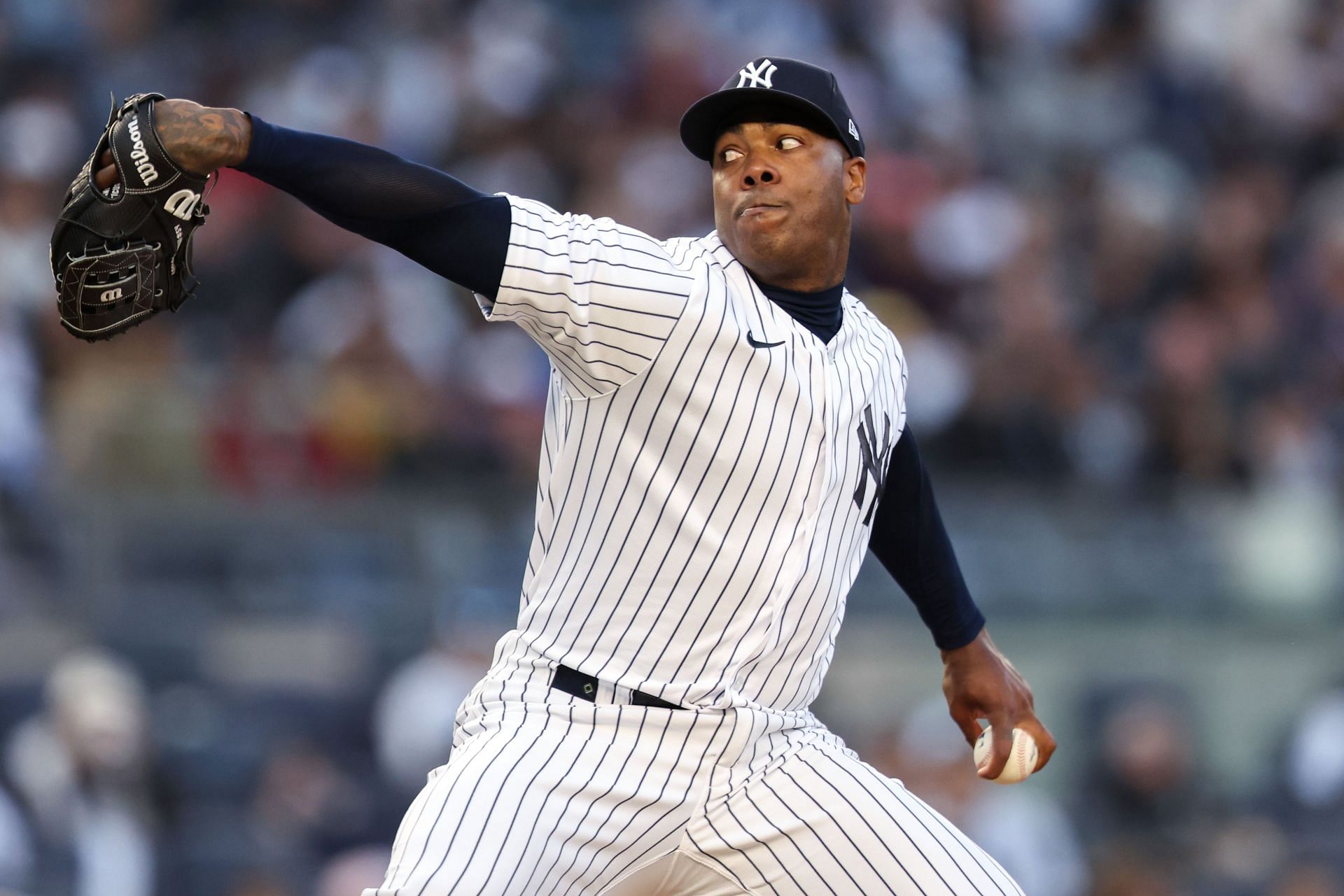 Why was Aroldis Chapman suspended from MLB in 2016?