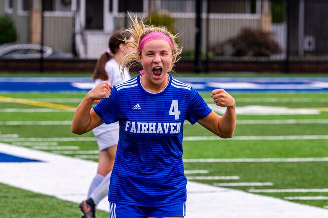 Pinette wins 2022 Standard Time Women’s Footballer of the Year award