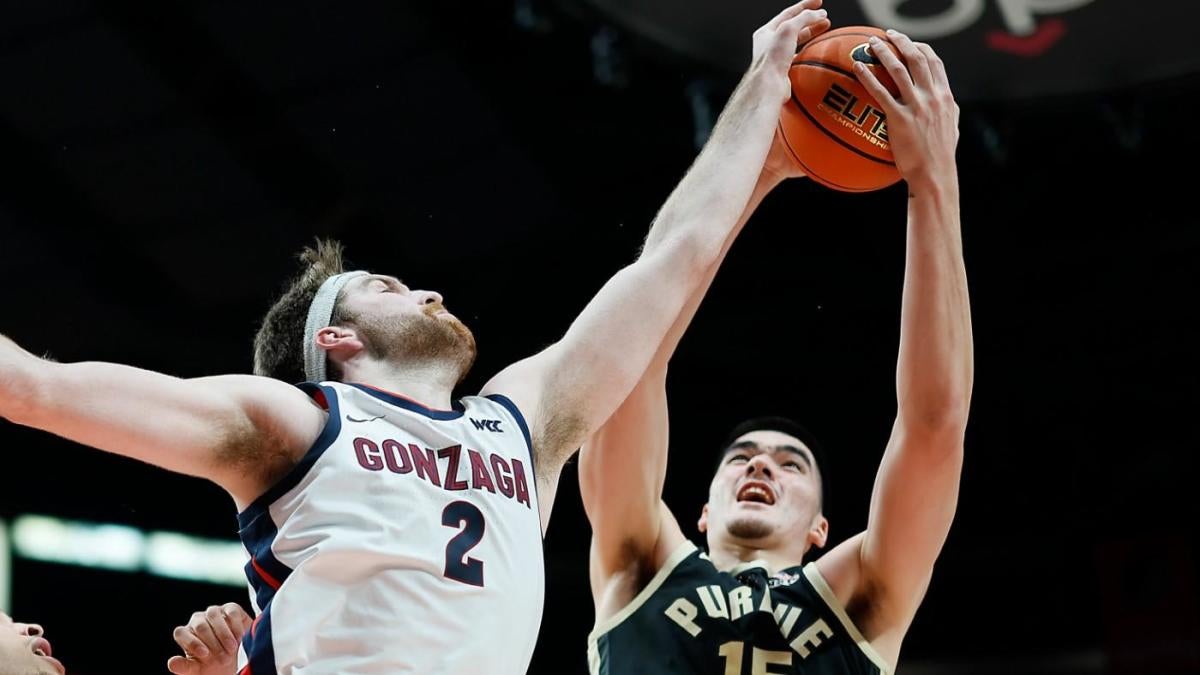 Collegiate Basketball Player of the Year Ranking Candidates: Purdue’s Zach Eady Leads Close Match