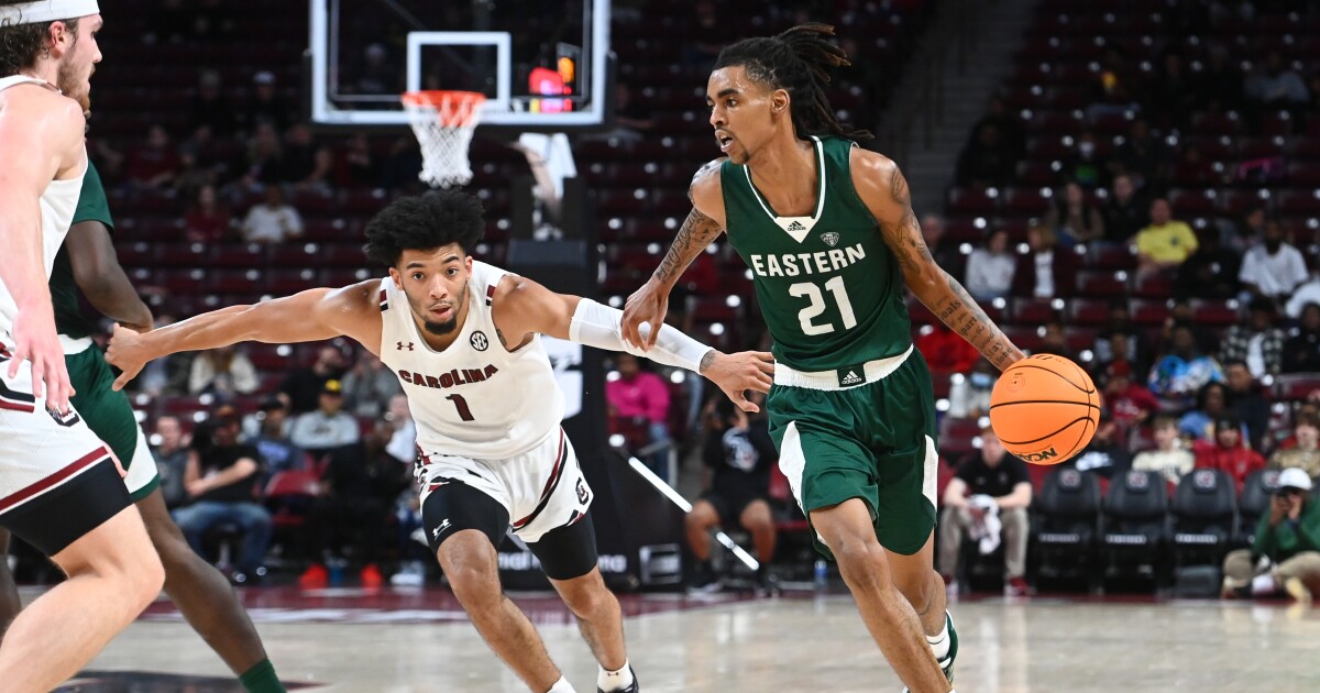 Emoni Bates Leads Young EMU Basketball Team Tonight At MAC Play