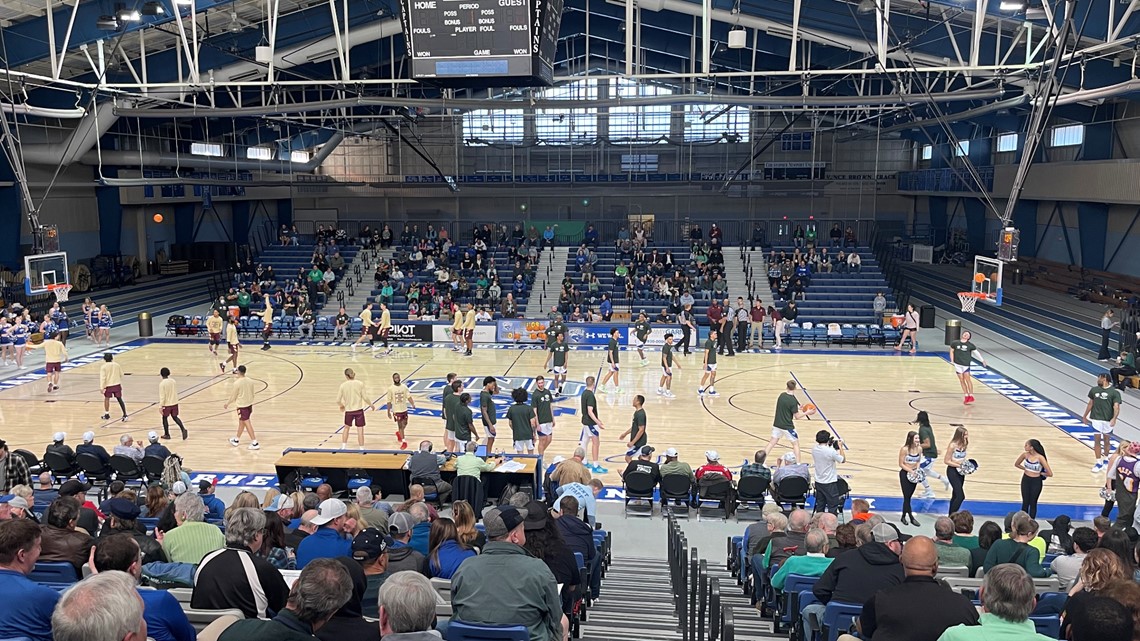 Community Shows Support For Richneck At CNU Men’s Basketball Game