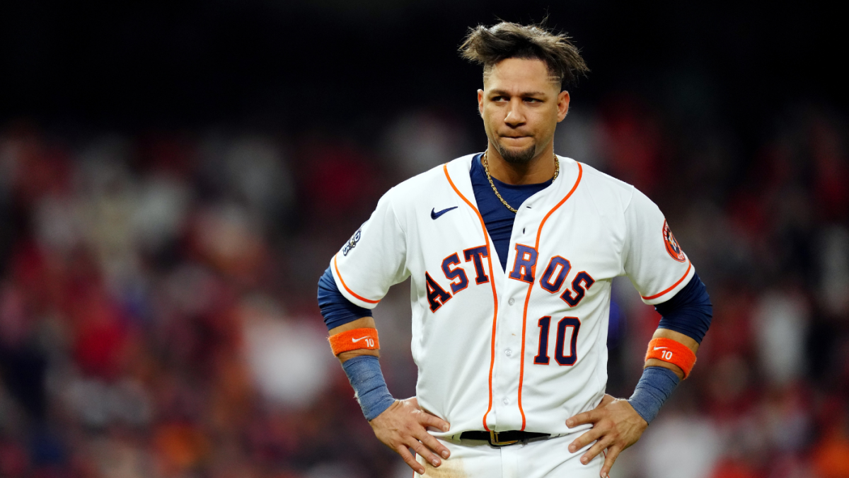 MLB Rumor: Marlins closing in on Yuri Gurriel.Trevor Story hopes to be able to return in 2023