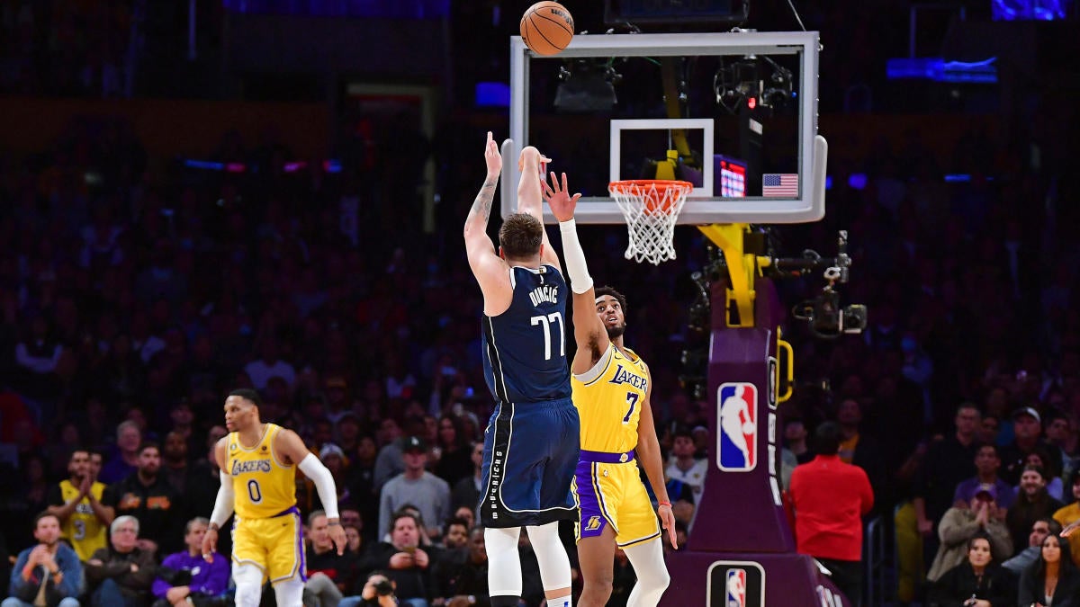 Lakers made two mistakes in defending Luka Doncic to close regulation, Durbin Hamm admits one