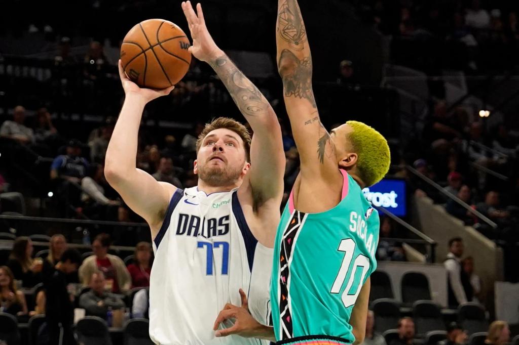 Mavericks star Luka Doncic’s scoring streak reaches historic level