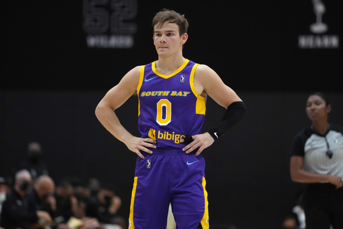 76ers: Blue Coats’ Mac McClung participates in NBA dunk contest