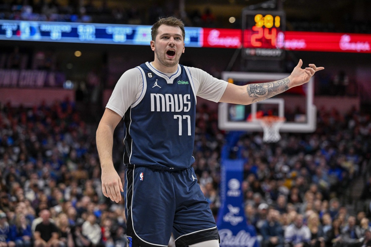 Listen up: The Dallas Mavs can sink or swim in their upcoming schedule.Latest NBA Trade Rumors