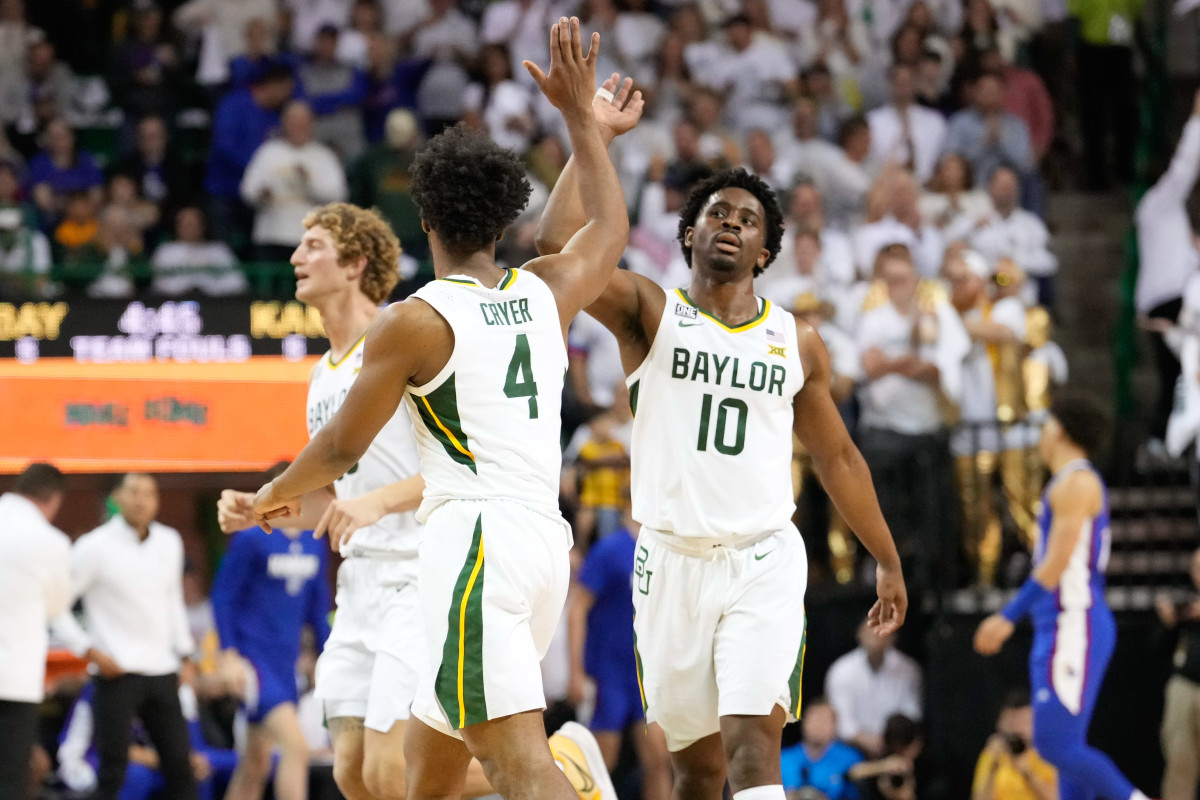 The Baylor Bears inform the world of college basketball (return).