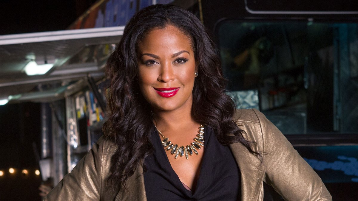 ‘Who’s older?’ Rare photo of mother Veronica Porsche and Laila Ali stunned boxing fans