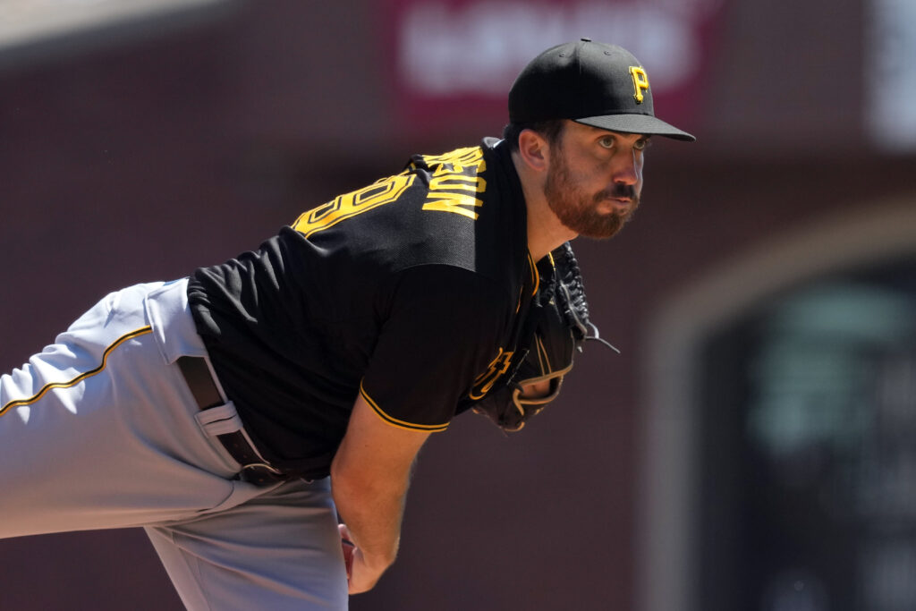 Pirates trade Zach Thompson to Blue Jays