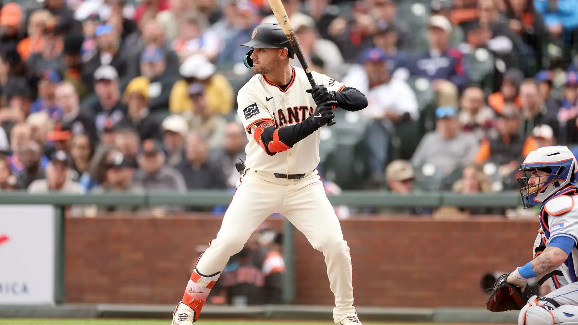 Giants vs Pirates: A Statistical Dive with a Run on Offense