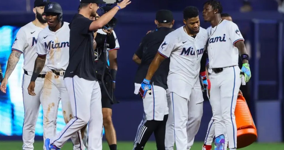 Marlins’ Walk-Off Streak Faces Mariners’ Road Woes in Saturday Showdown